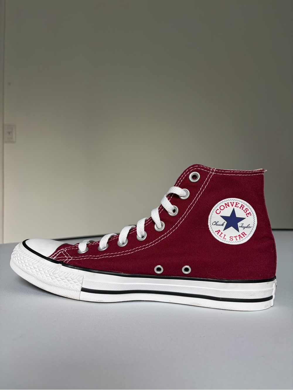 Converse Chuck Taylor All Star High Top Burgundy Sneakers Women’s 9 Men’s 7 EU40 - Picture 2 of 8